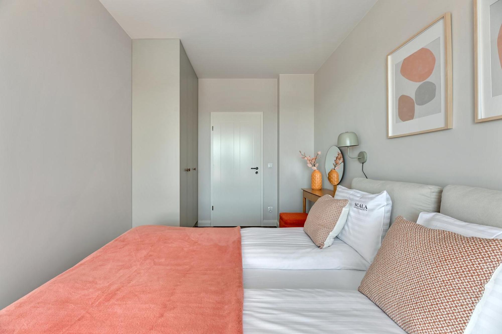 Scala City Center Apartments With Parking By Lion Apartments Gdansk Exterior photo