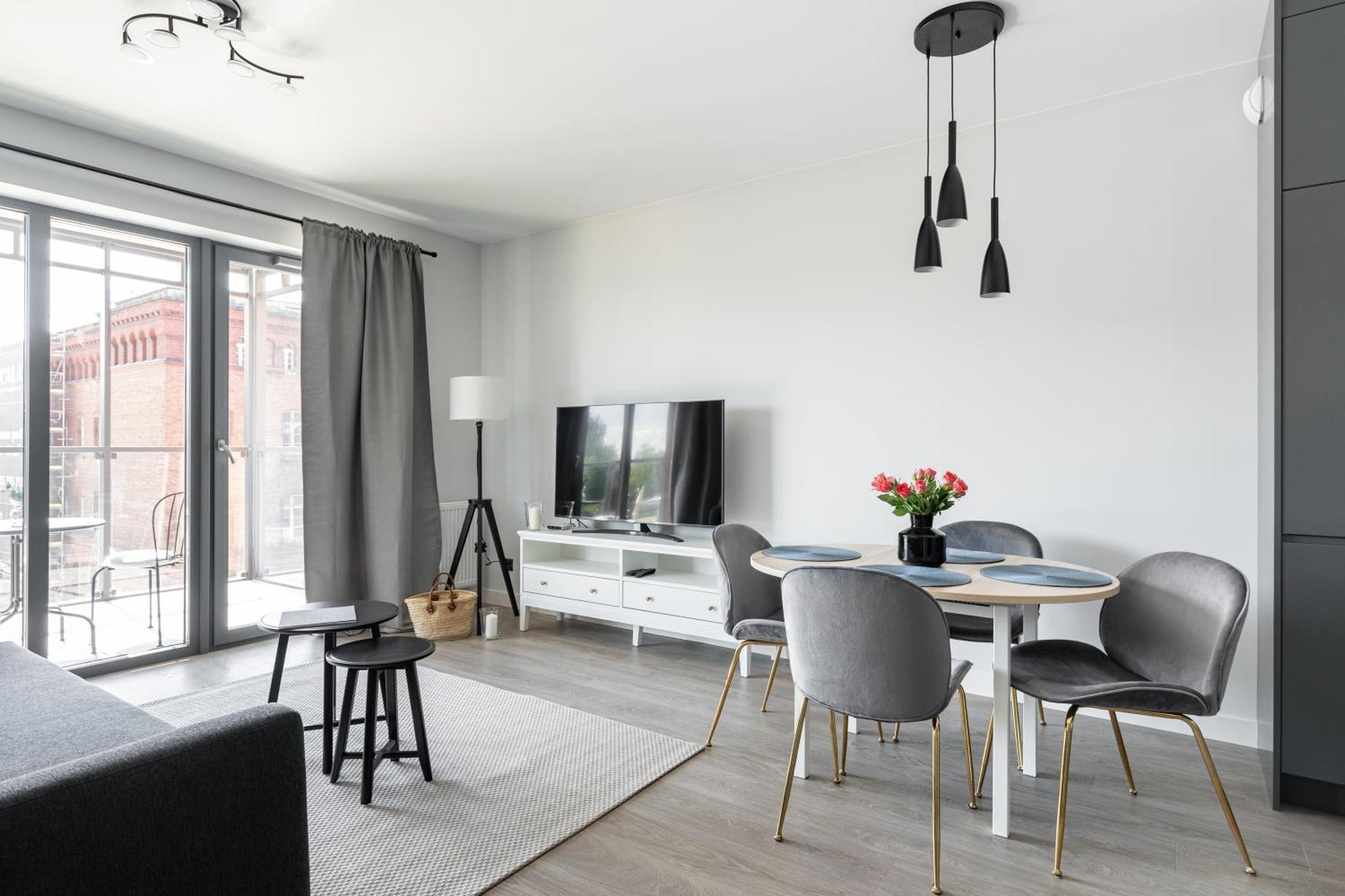Scala City Center Apartments With Parking By Lion Apartments Gdansk Exterior photo